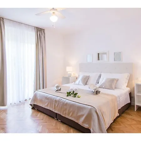 Apartment Residenza Split