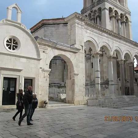 Residenza سبليت